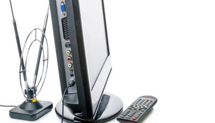 Cara Pasang Antena TV Digital Indoor Sendiri dengan Mudah
