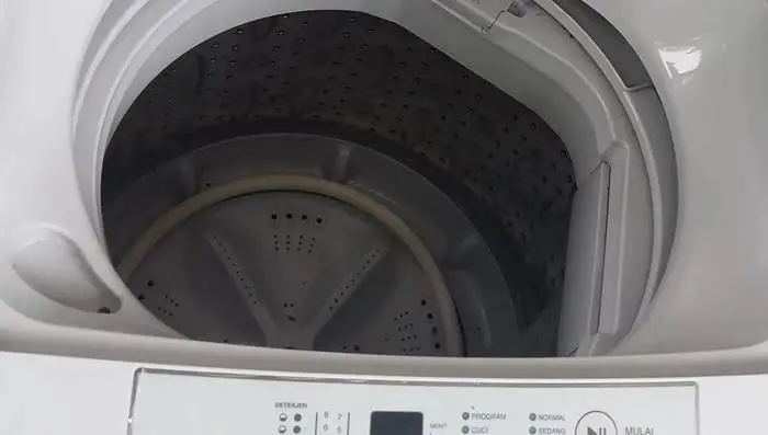 Cara Memperbaiki Mesin Cuci yang Airnya Keluar Terus dengan Mudah
