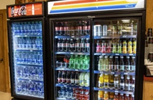 Merk Showcase yang Bagus dan Hemat Listrik