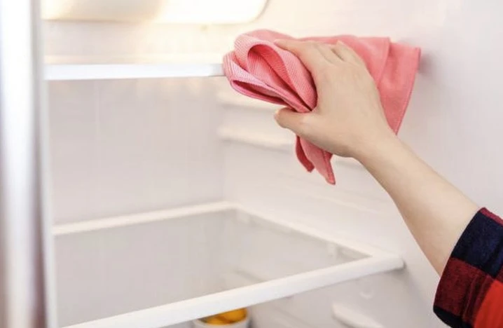 cara menghidupkan kulkas setelah dibersihkan