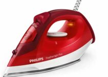Setrika Uap Philips GC1424/45: Pakaian Rapi, Lebih Cepat, Tanpa Ribet!